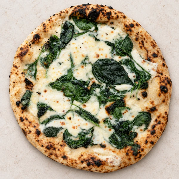 Focaris spinach frozen pizza with béchamel, mozzarella and basil